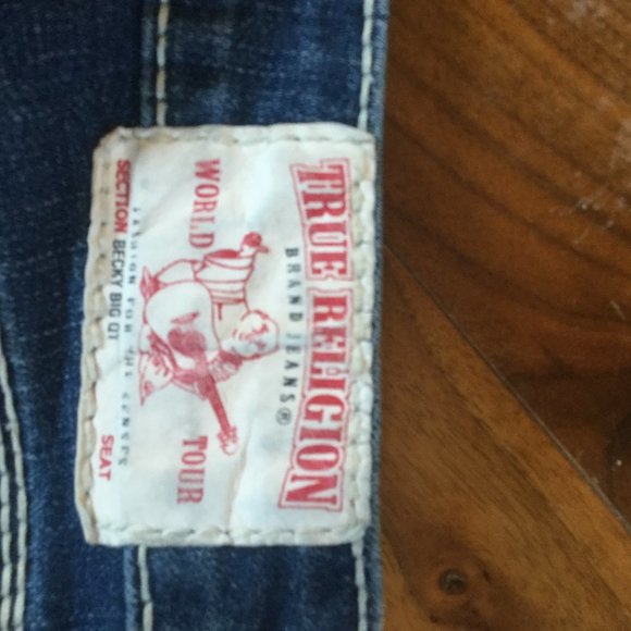 True Religion RN#112790 Low Rise straight Leg Jeans  size 26"waist 31 inseam - Picture 7 of 9